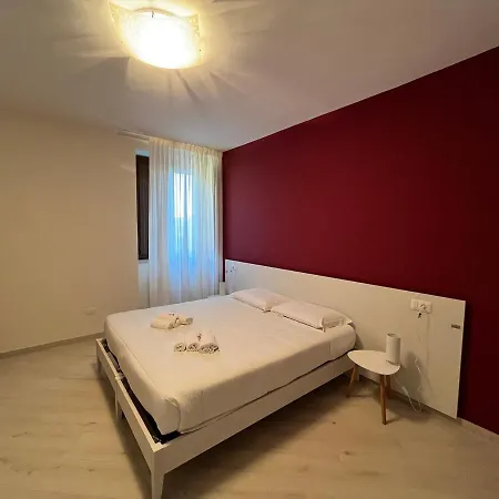 Residenza Sant'angelo - Bike&trekking House Lägenhet Pietrapertosa